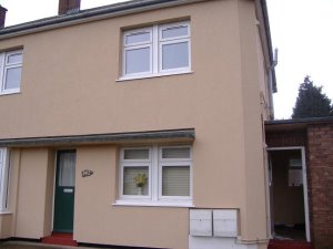 2 Bed Grd Floor House-type Flat with Bath