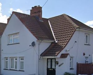 3 Bed House, Downstairs level Access Shower, Steps